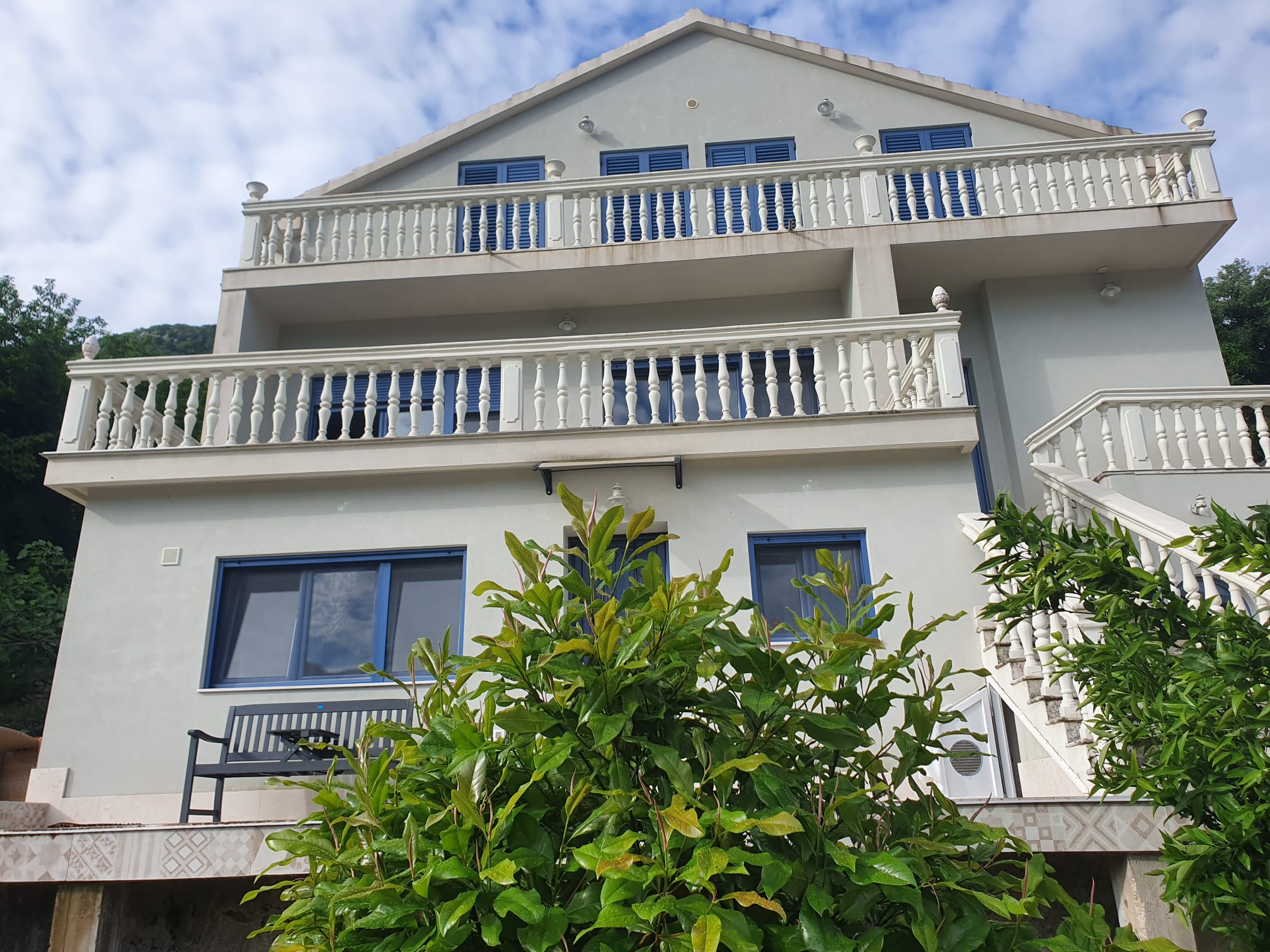 Spectacular Villa with pool overlooking the Bay of Kotor