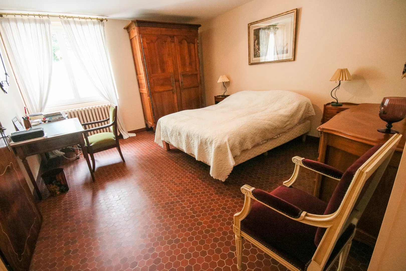 5 bedroom ‘mini-mansion’ with in-ground pool, Poitou-Charentes – France – BVI82307