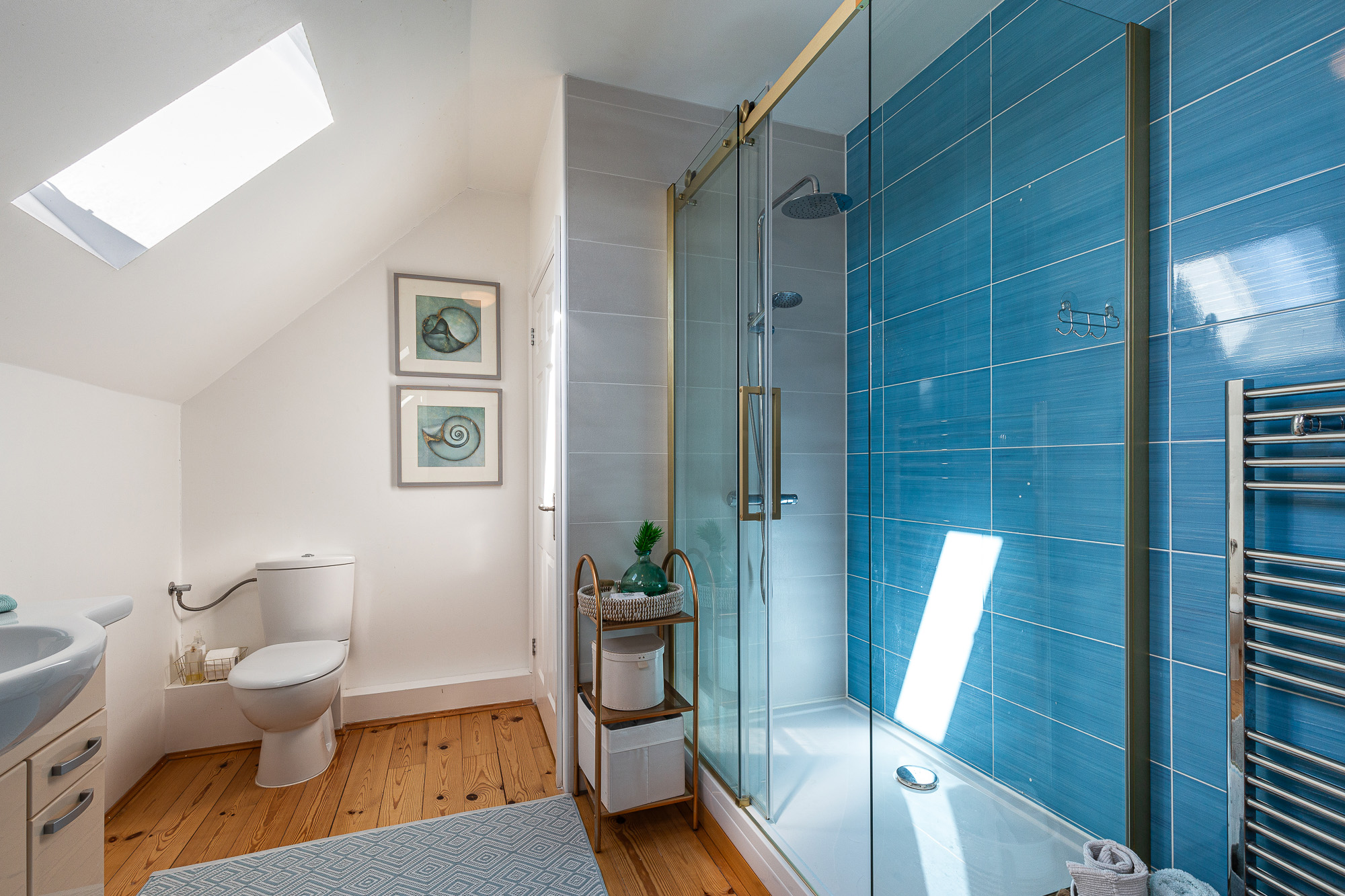 Family Home with Panoramic Nature Views