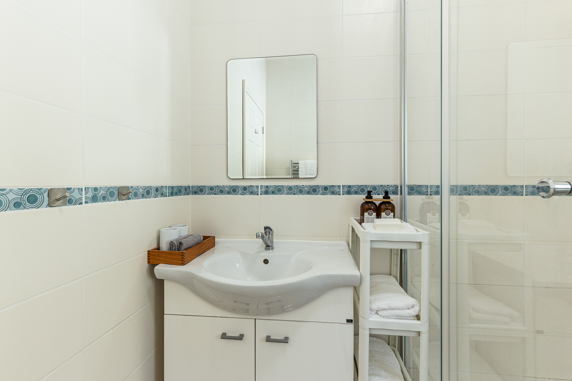 Family Home with Panoramic Nature Views