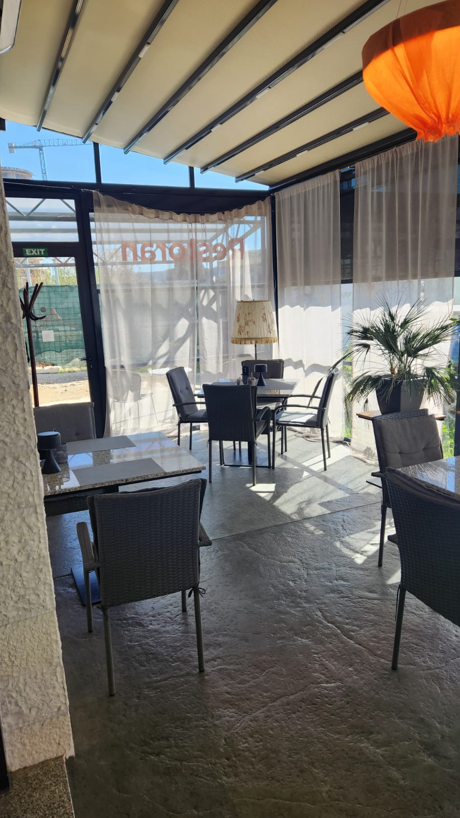 Commercial Space for Business in the Heart of Bar