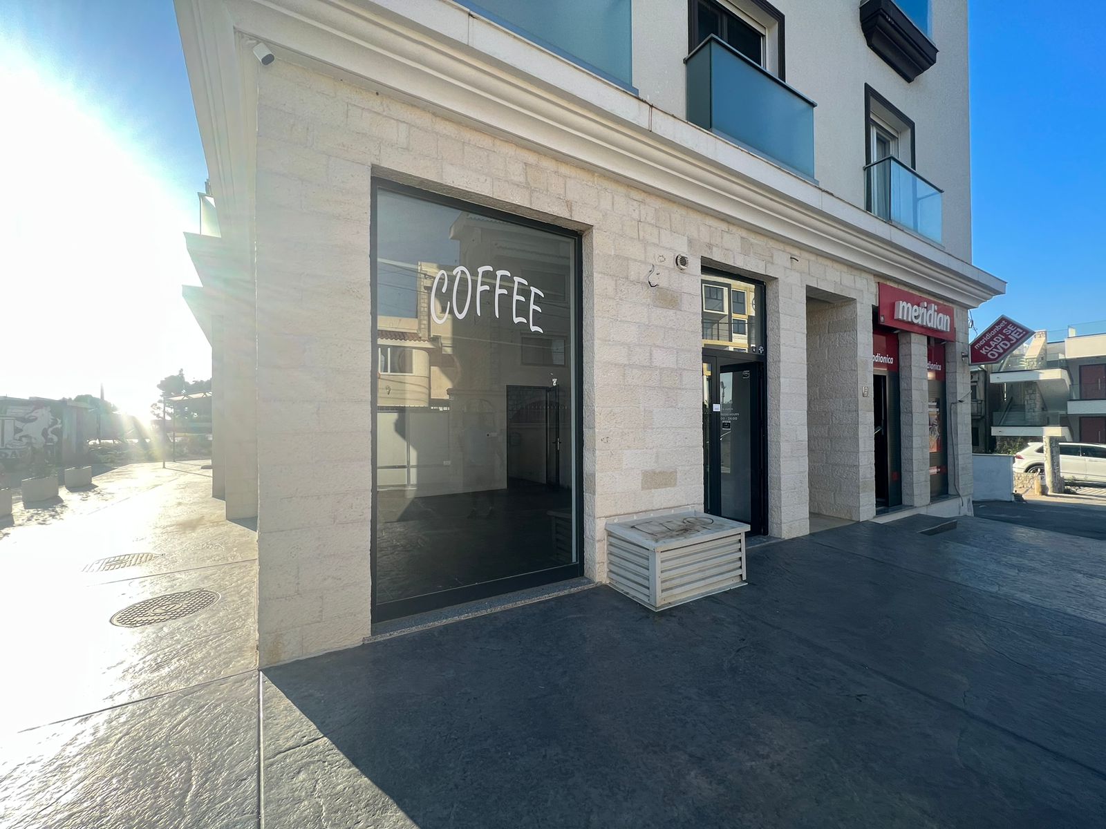 Commercial Space for Business in the Heart of Bar