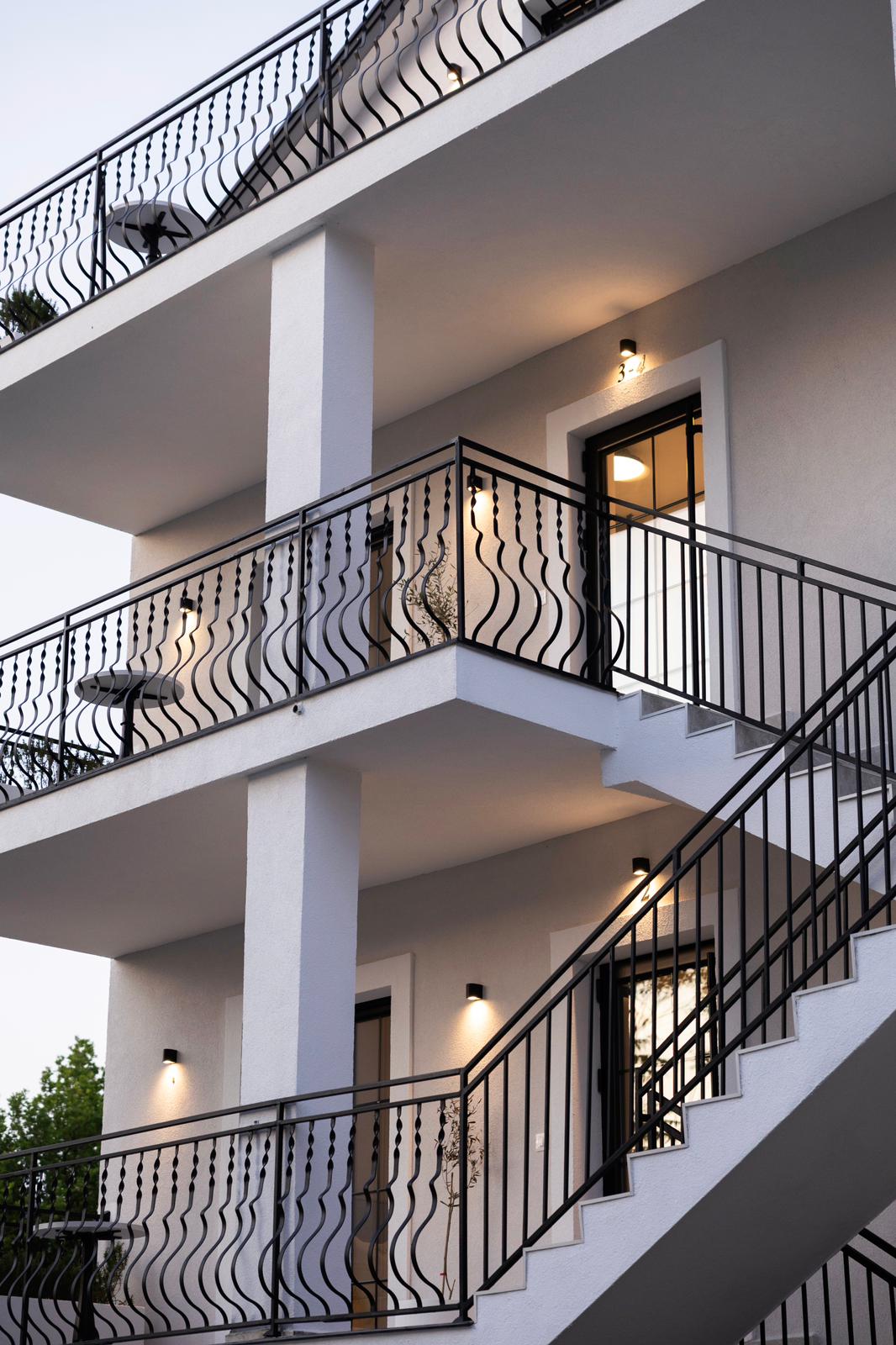 Charming Villa with boutique apartments in Tivat