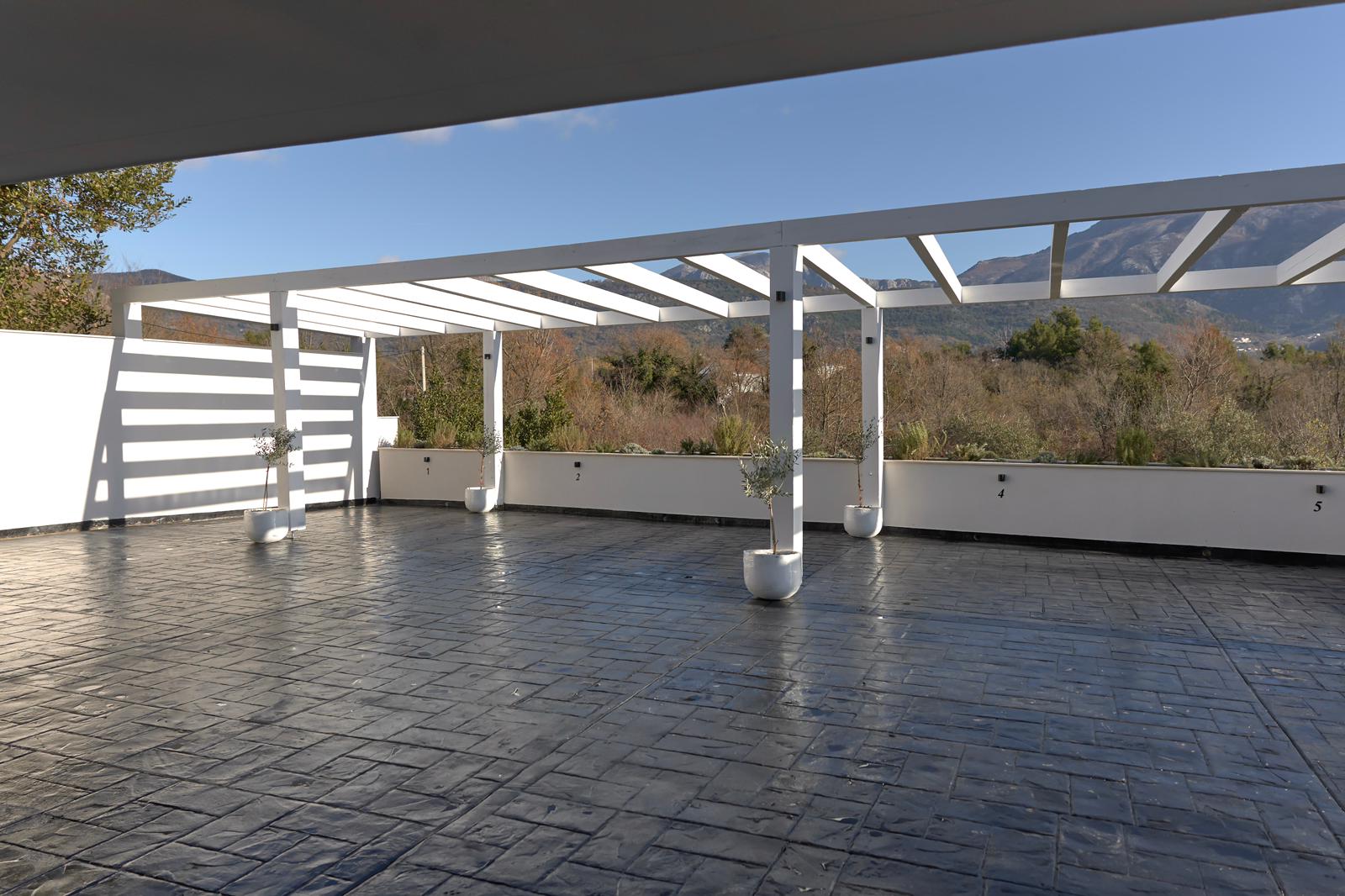 Charming Villa with boutique apartments in Tivat