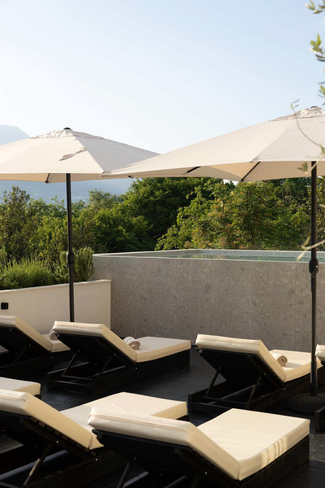 Charming Villa with boutique apartments in Tivat