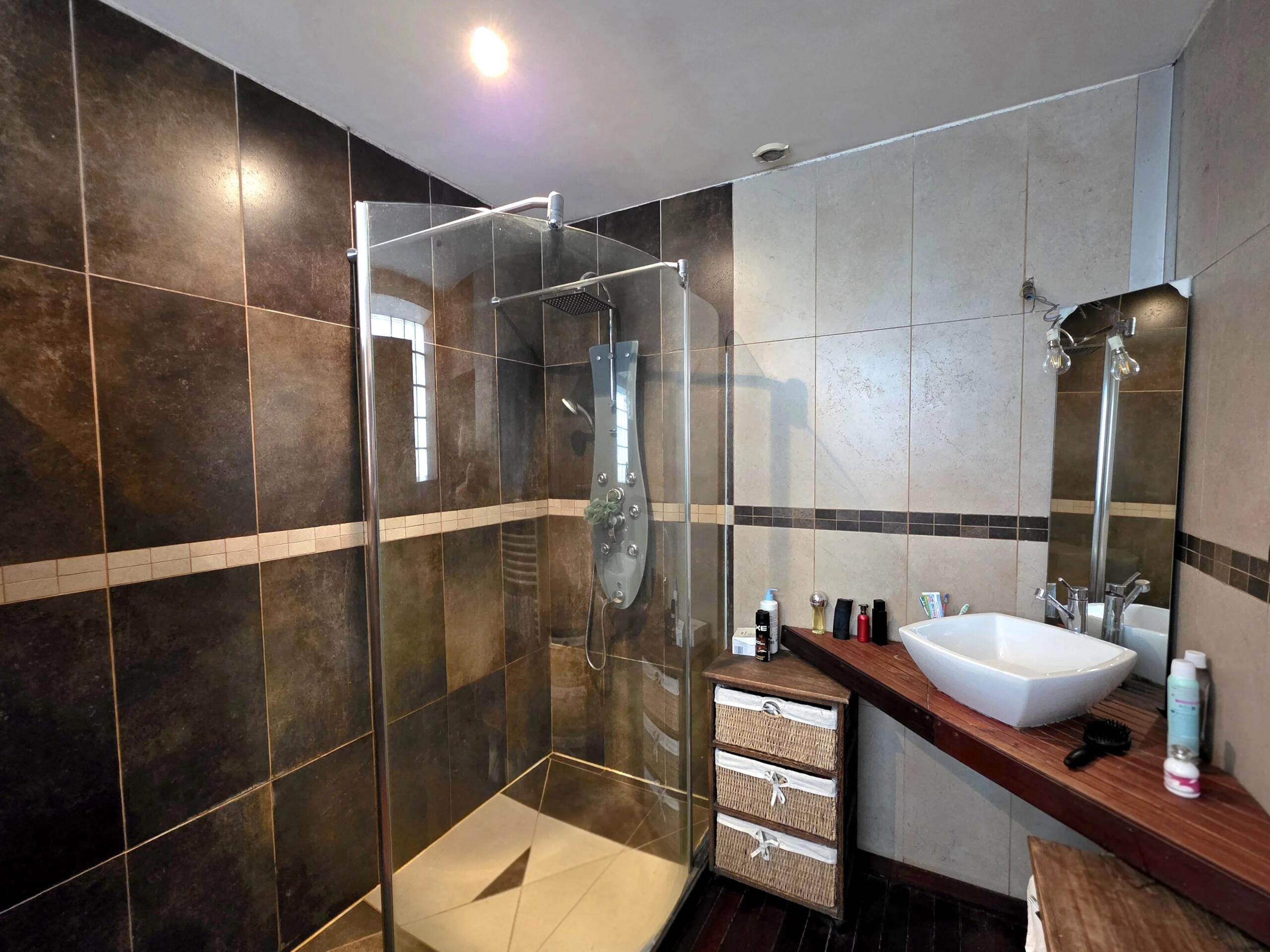 Charming Stone House in the Heart of Eymet, with private garden and pool, Aquitaine – France – BVI83571