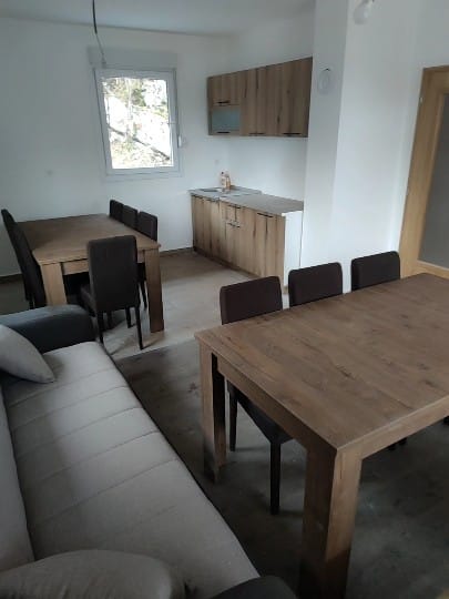 Modern Home in a Peaceful Setting – Your Perfect Residence!