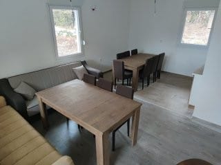 Modern Home in a Peaceful Setting – Your Perfect Residence!