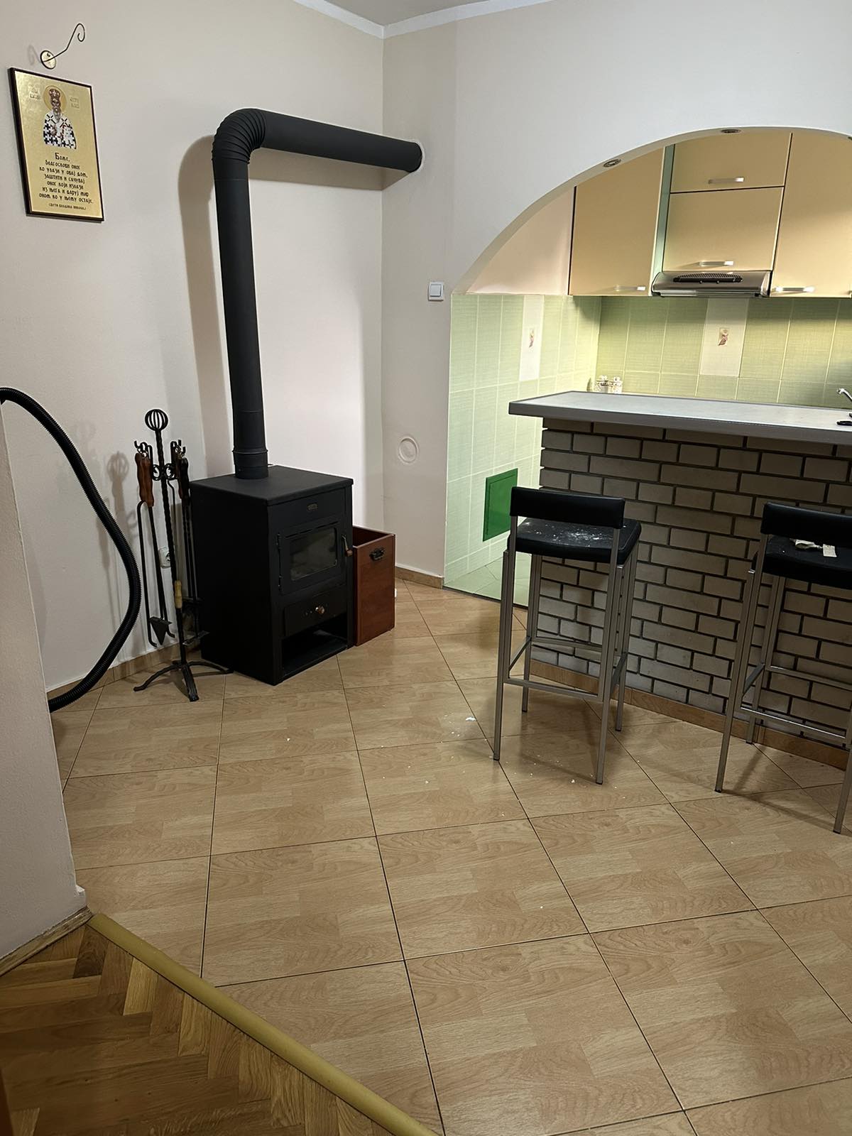 Two-Bedroom Apartment in a Prime Location in Cetinje