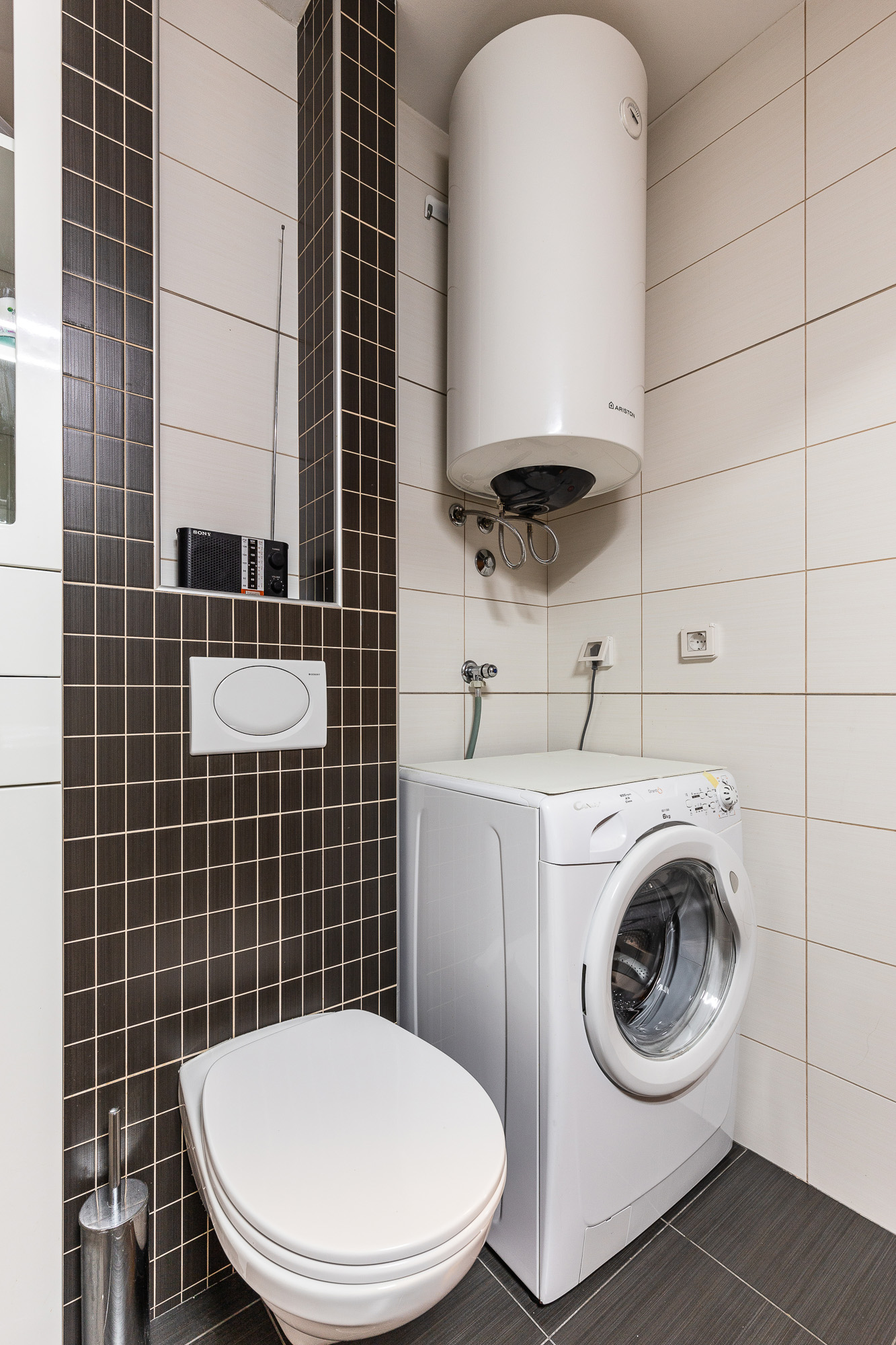 Two-Bedroom Apartment 84 m² in Pržno