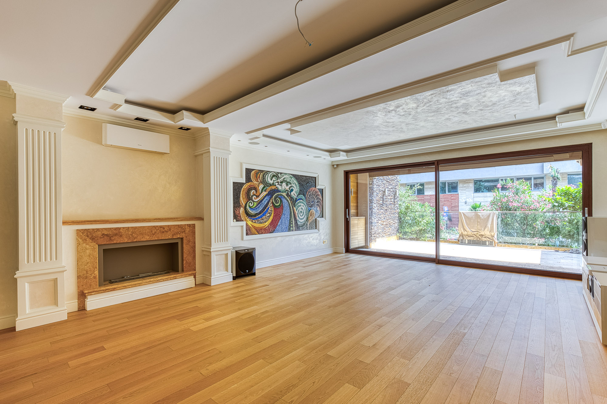 Luxurious One-Bedroom Apartment with Designer Interior