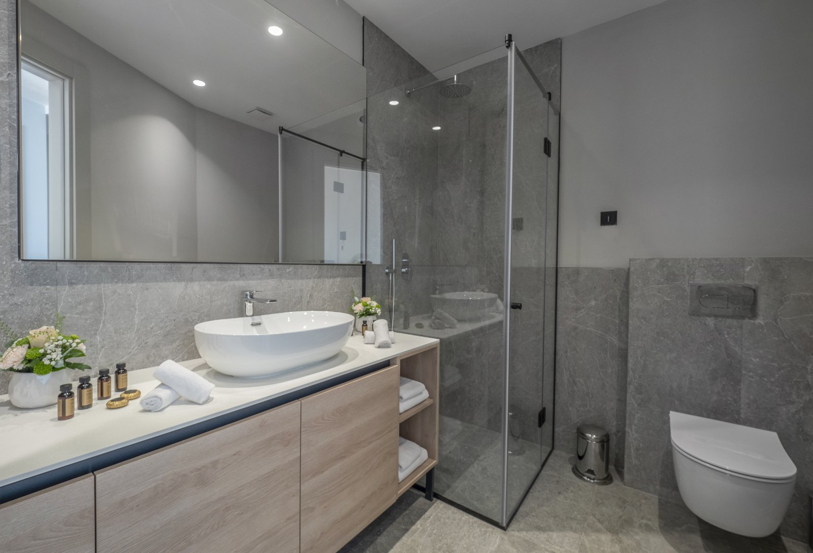 Luxury Seafront Apartments in Becici, Budva