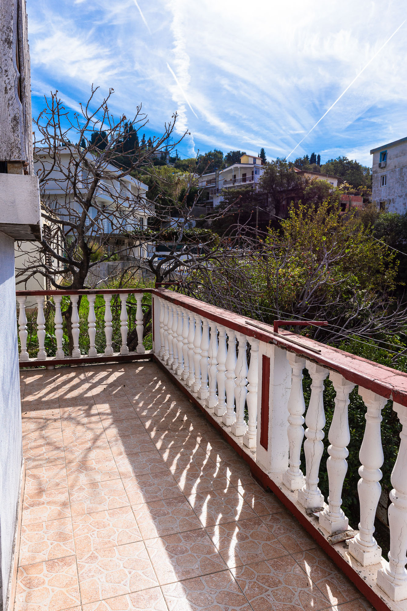 House with a terrace and sea view in Bar