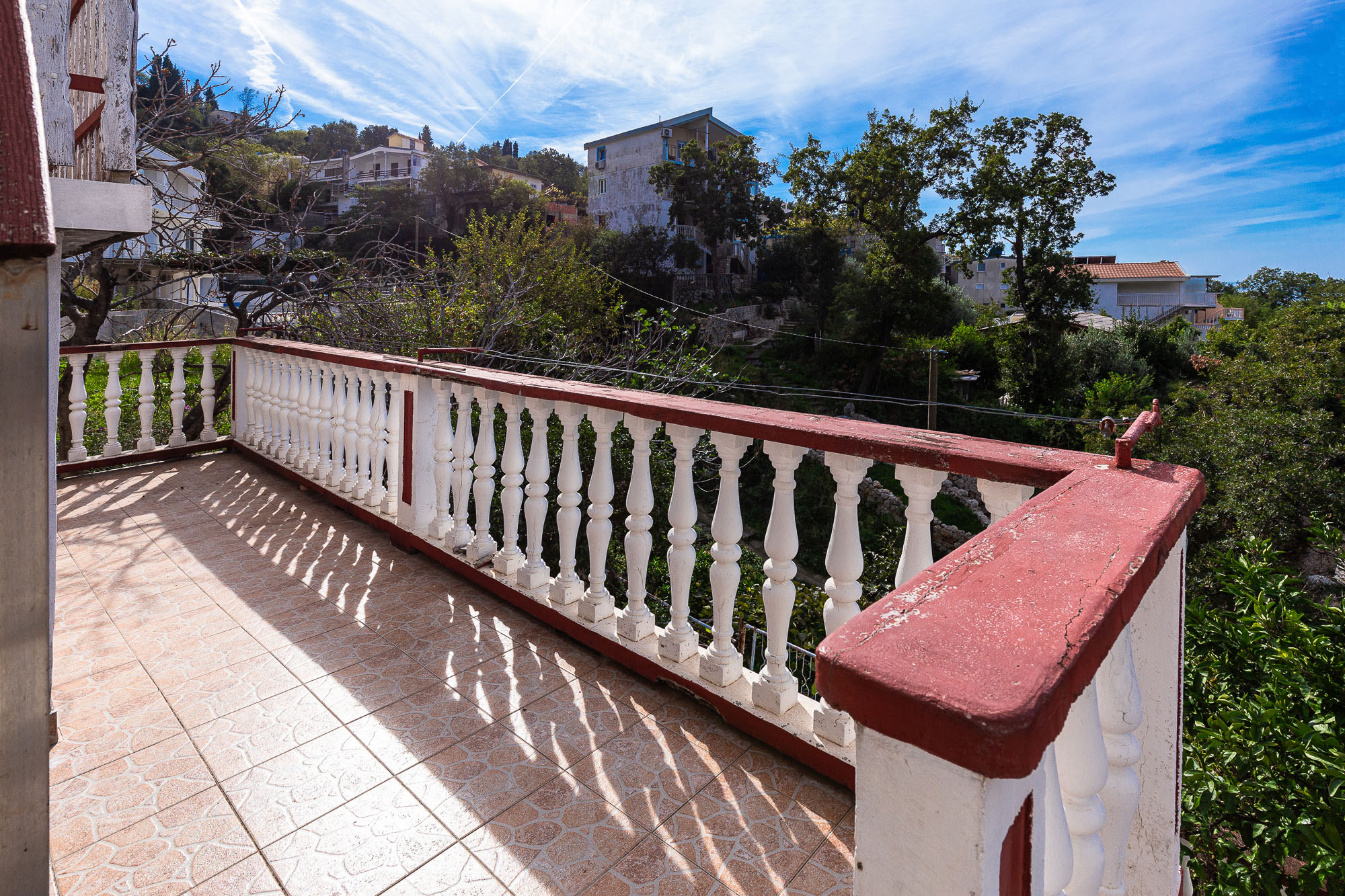 House with a terrace and sea view in Bar
