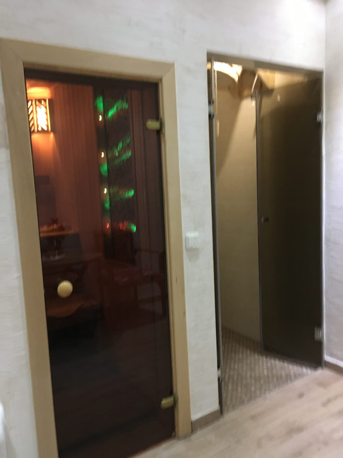 Elegance and serenity in a luxurious villa with natural views.