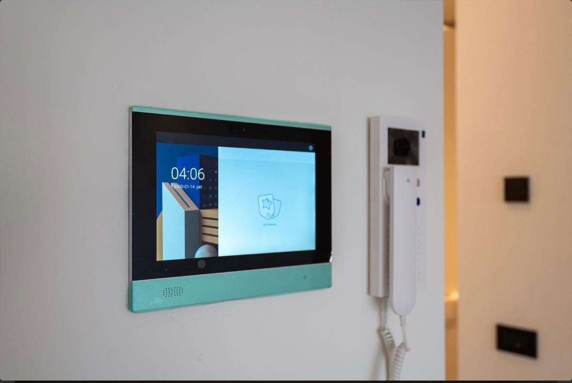 Three-bedroom apartment in Budva with a stunning view