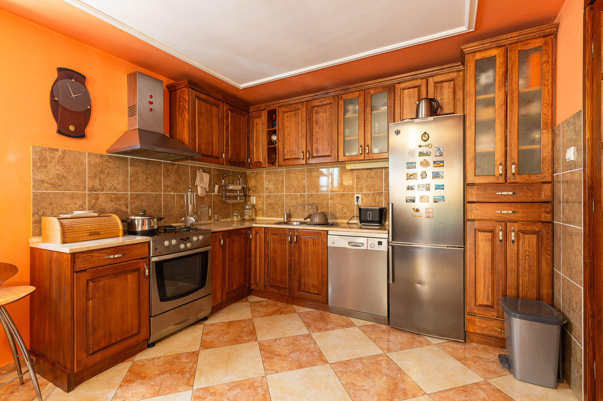 For Sale: Charming House in Bar