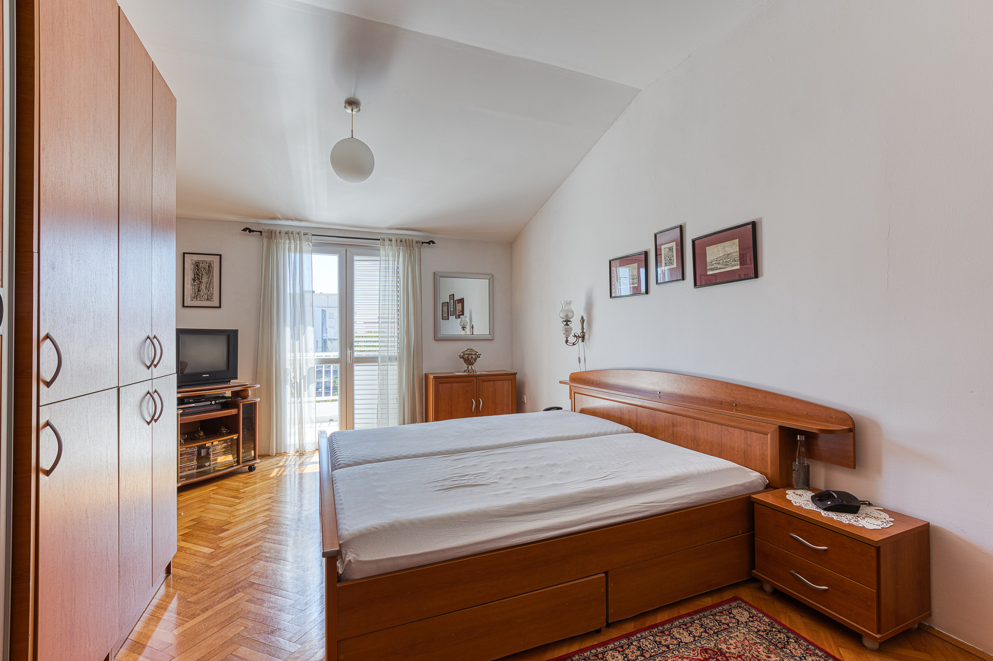 For Sale: Charming House in Bar