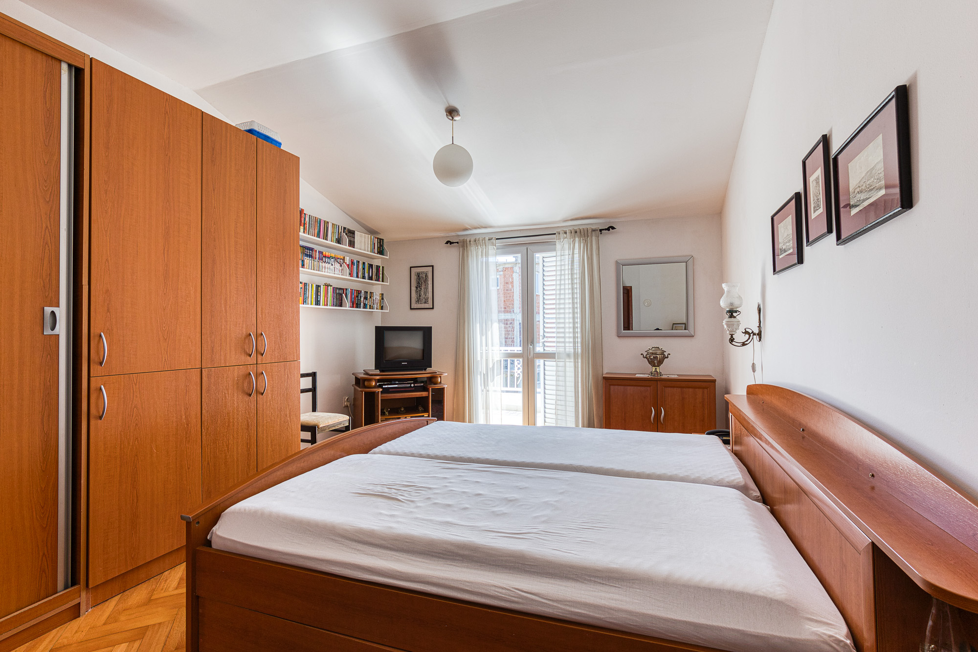 For Sale: Charming House in Bar