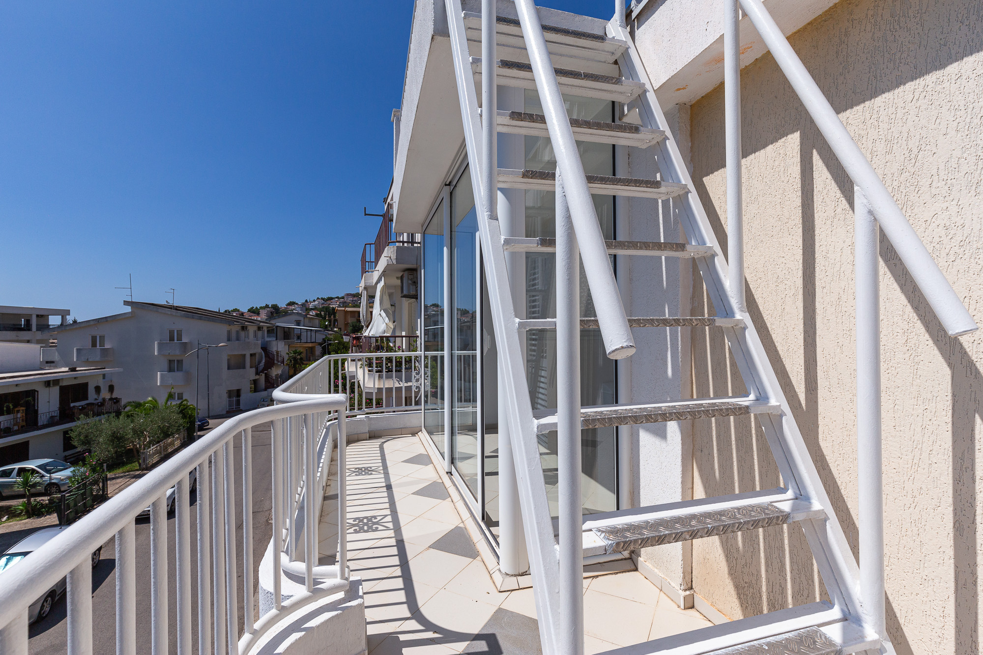 For Sale: Charming House in Bar