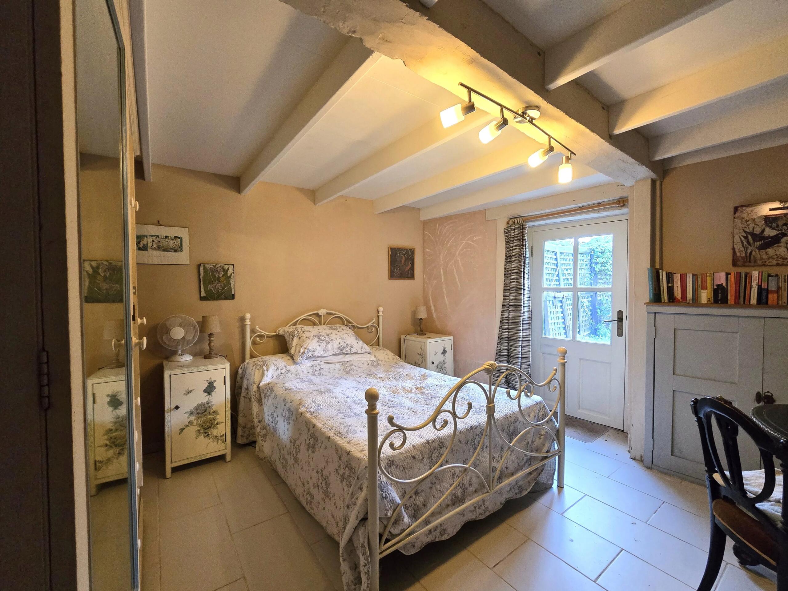 Charming stone country house with pool and summer guest studio, Aquitaine – France – BVI82747