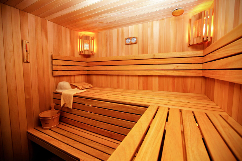 Villa in Rustovo with 5 Bedrooms, 392 m²