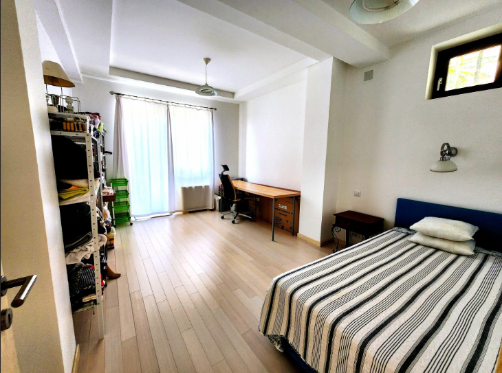 Villa in Rustovo with 5 Bedrooms, 392 m²