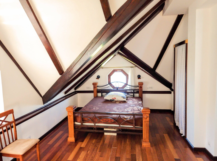 Villa in Rustovo with 5 Bedrooms, 392 m²