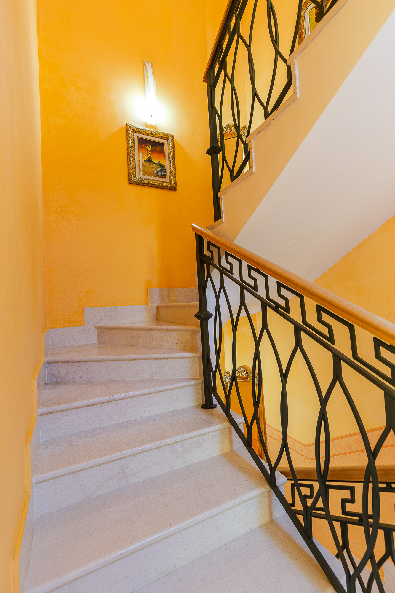 Three-level house with three bedrooms, 176 m², Lastva