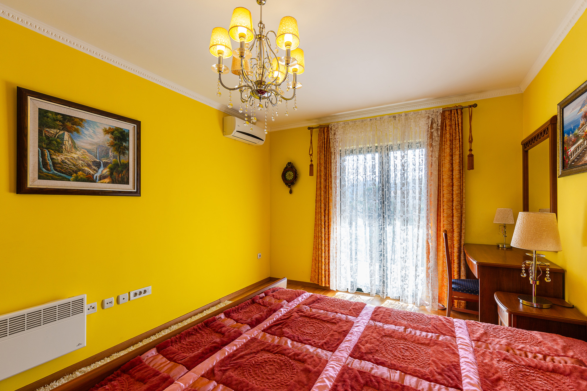 Three-level house with three bedrooms, 176 m², Lastva