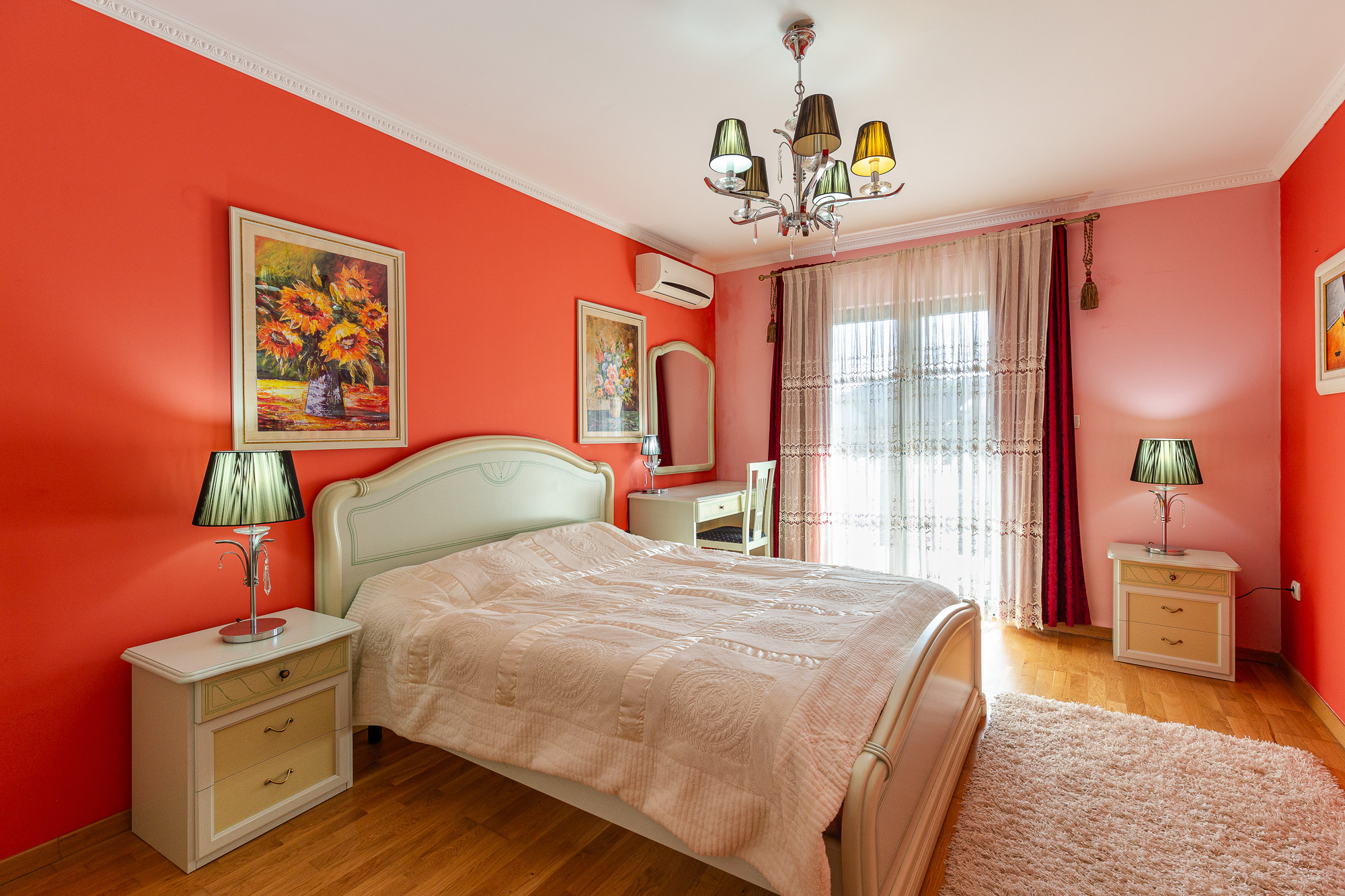 Three-level house with three bedrooms, 176 m², Lastva