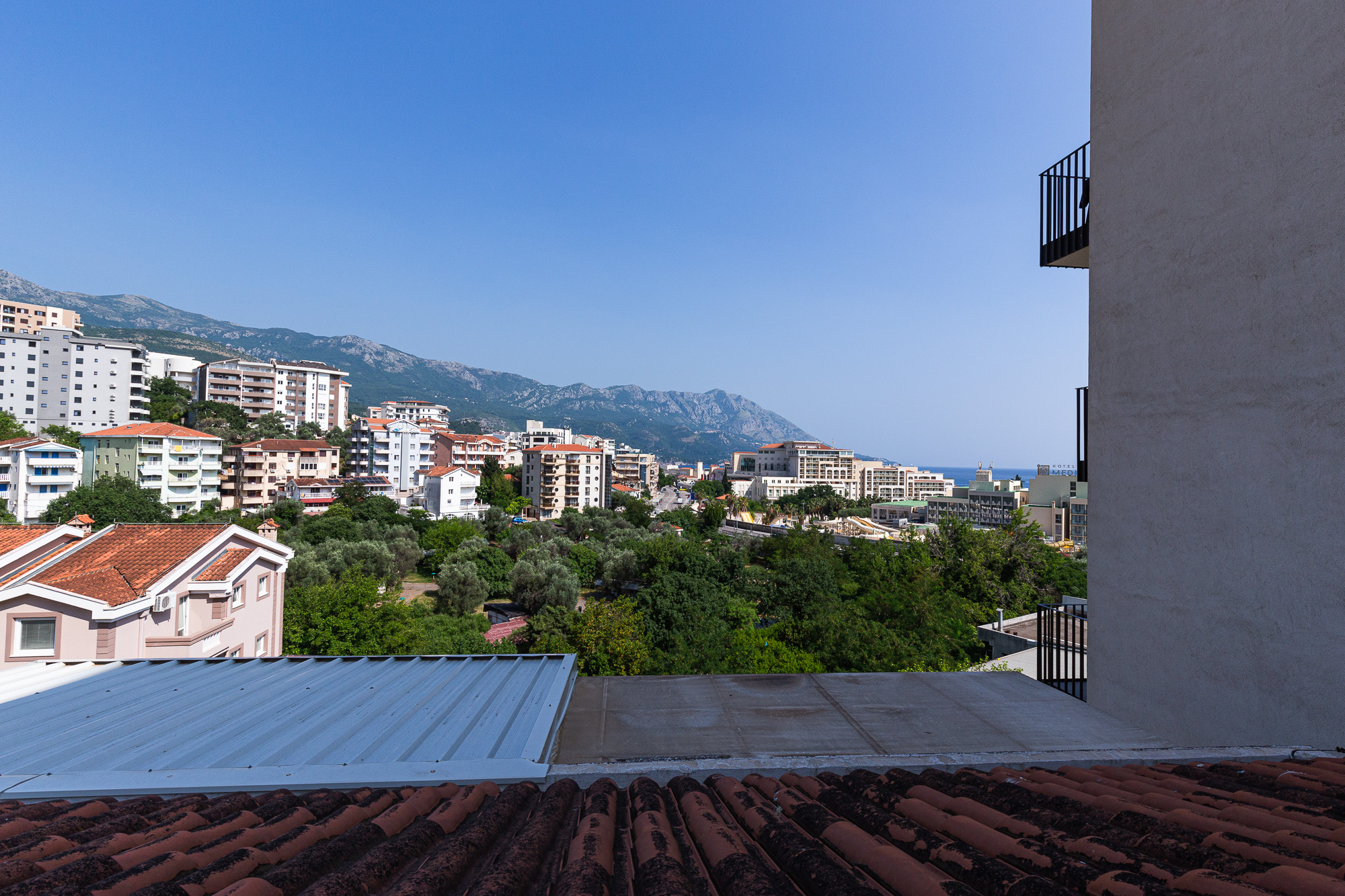 One-bedroom apartment in Bečići, 64m²