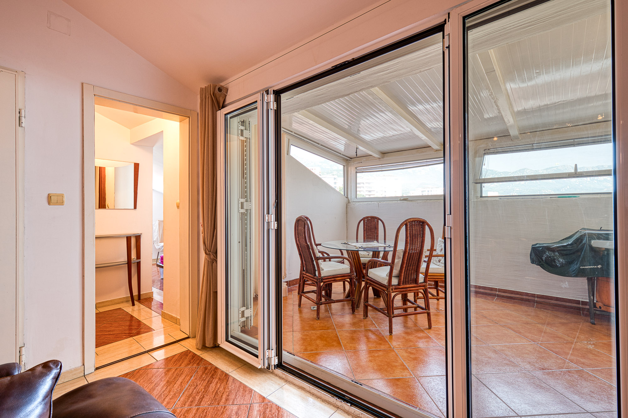 One-bedroom apartment in Bečići, 64m²