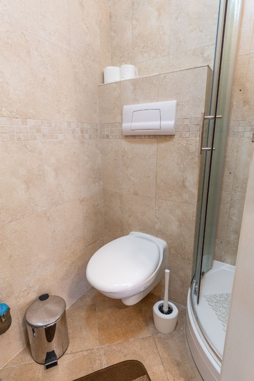 Spacious duplex apartment with sea view in Sveti Stefan