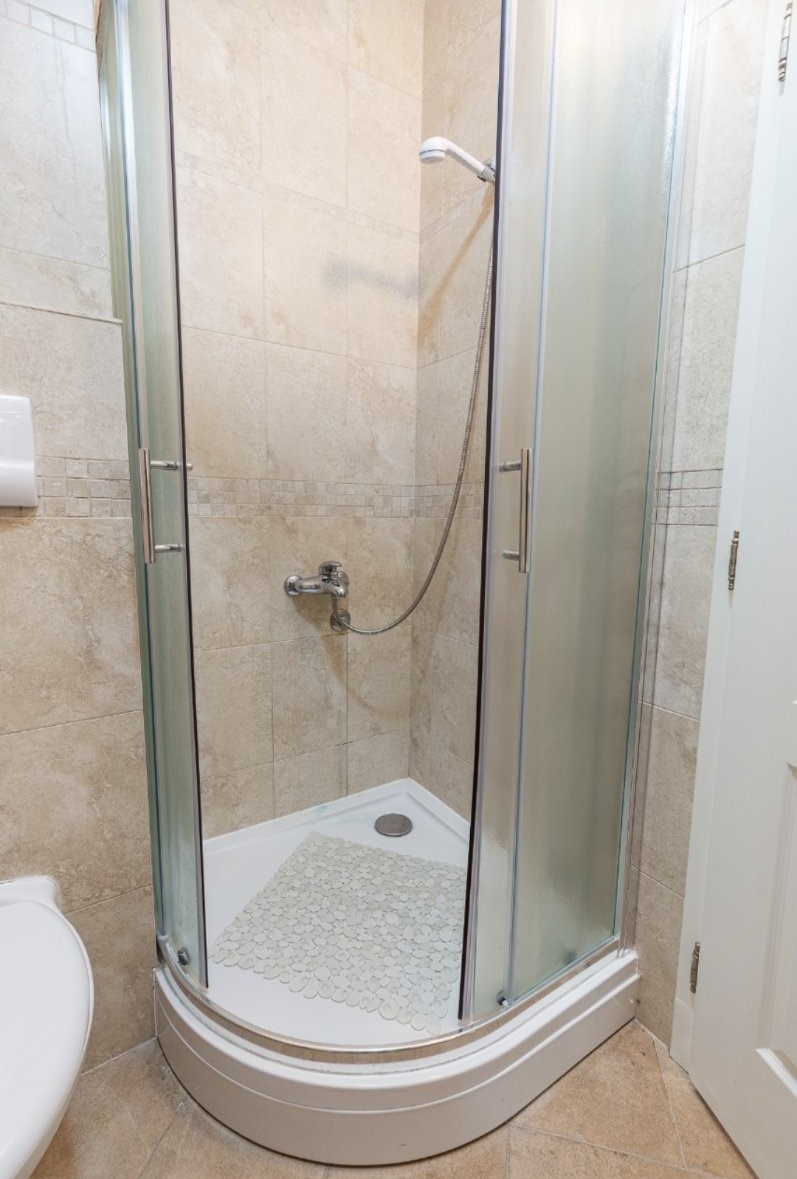 Spacious duplex apartment with sea view in Sveti Stefan