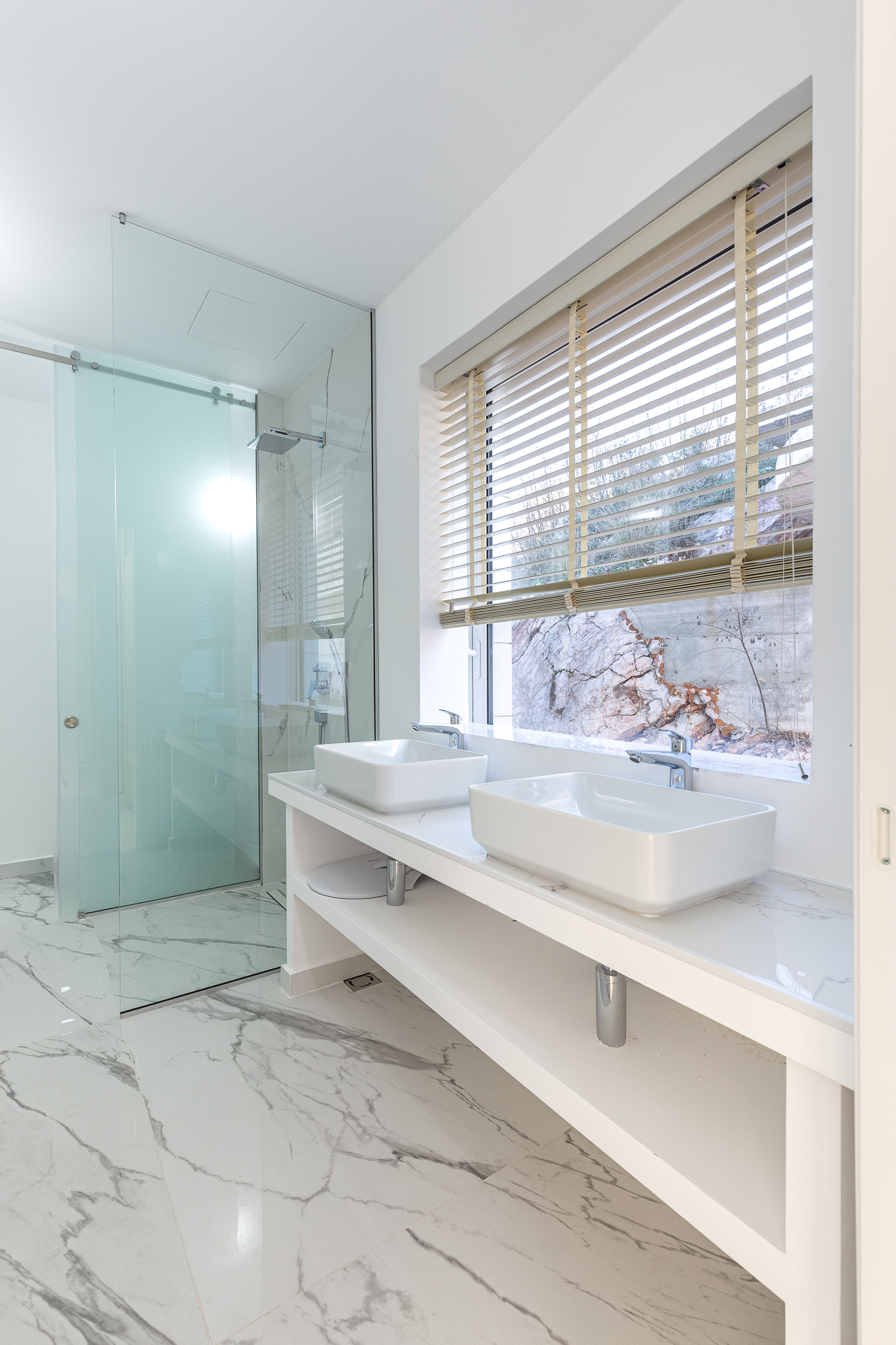 Luxurious villas in the PURE MANSIONS complex