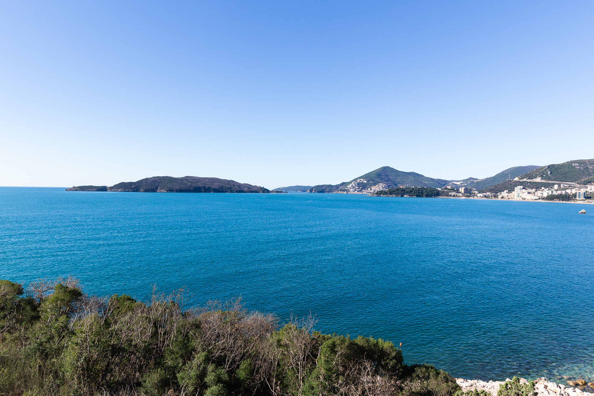 Luxurious villas in the PURE MANSIONS complex