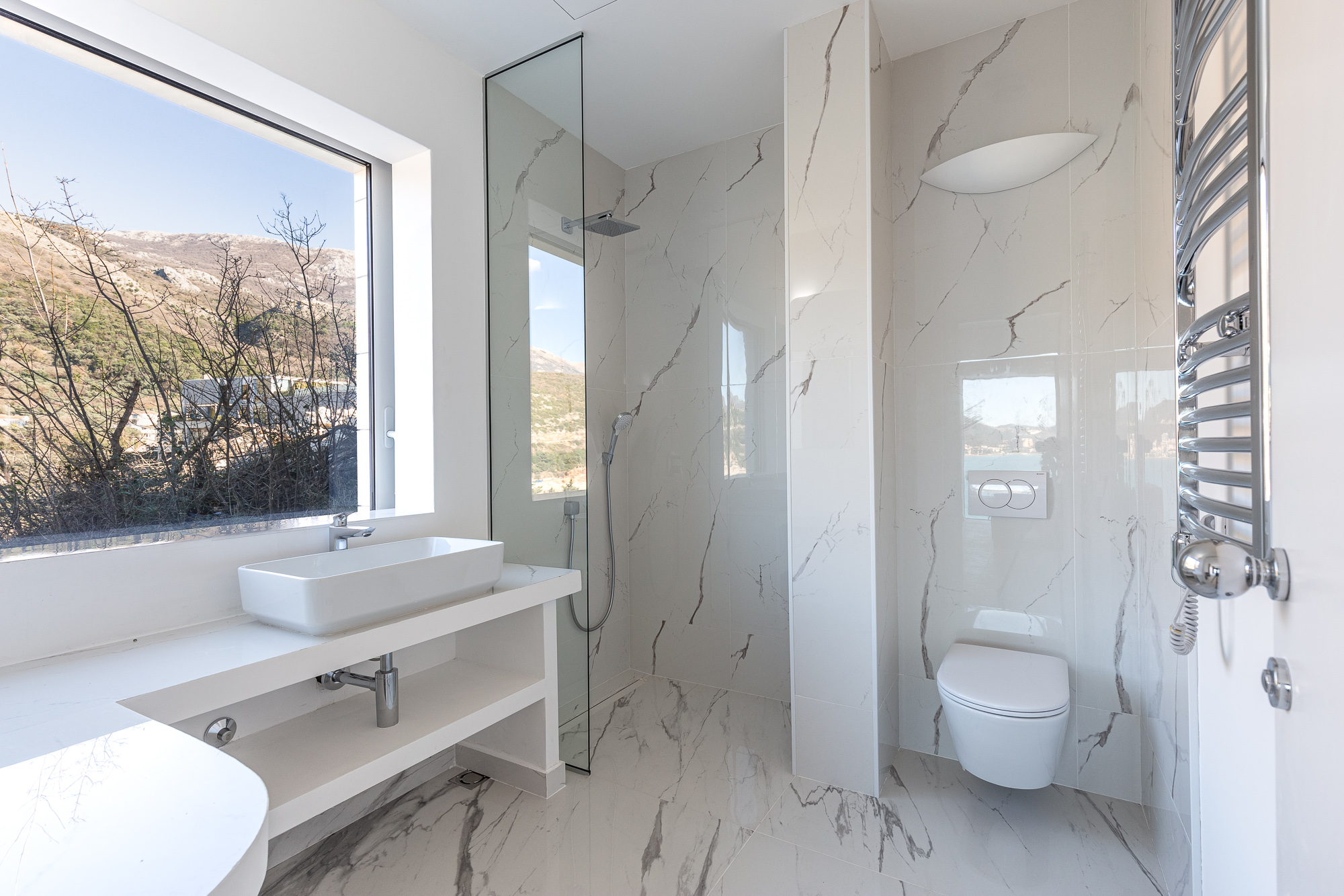 Luxurious villas in the PURE MANSIONS complex