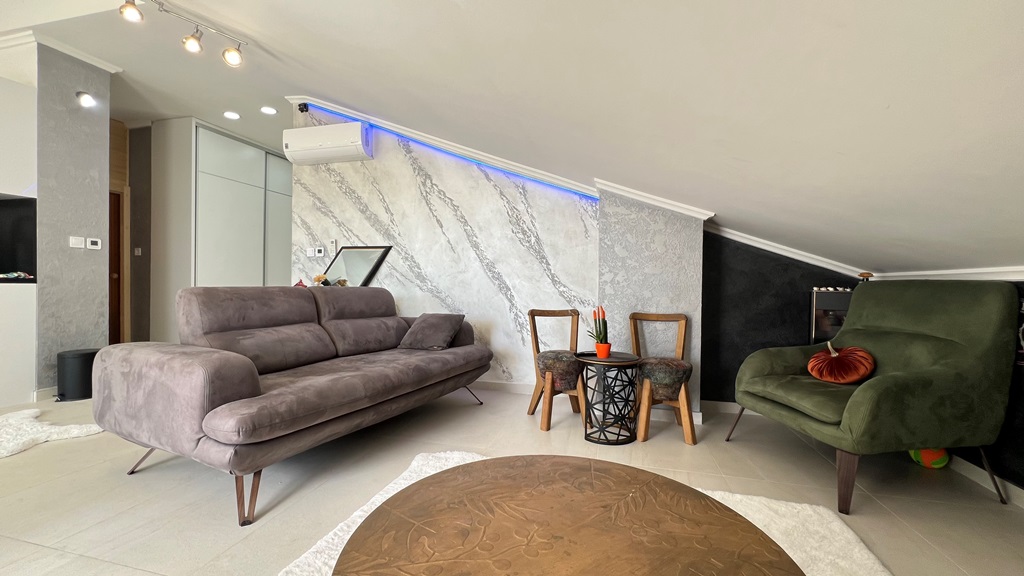 Apartment 144m2 with two bedrooms and sea views in Bar