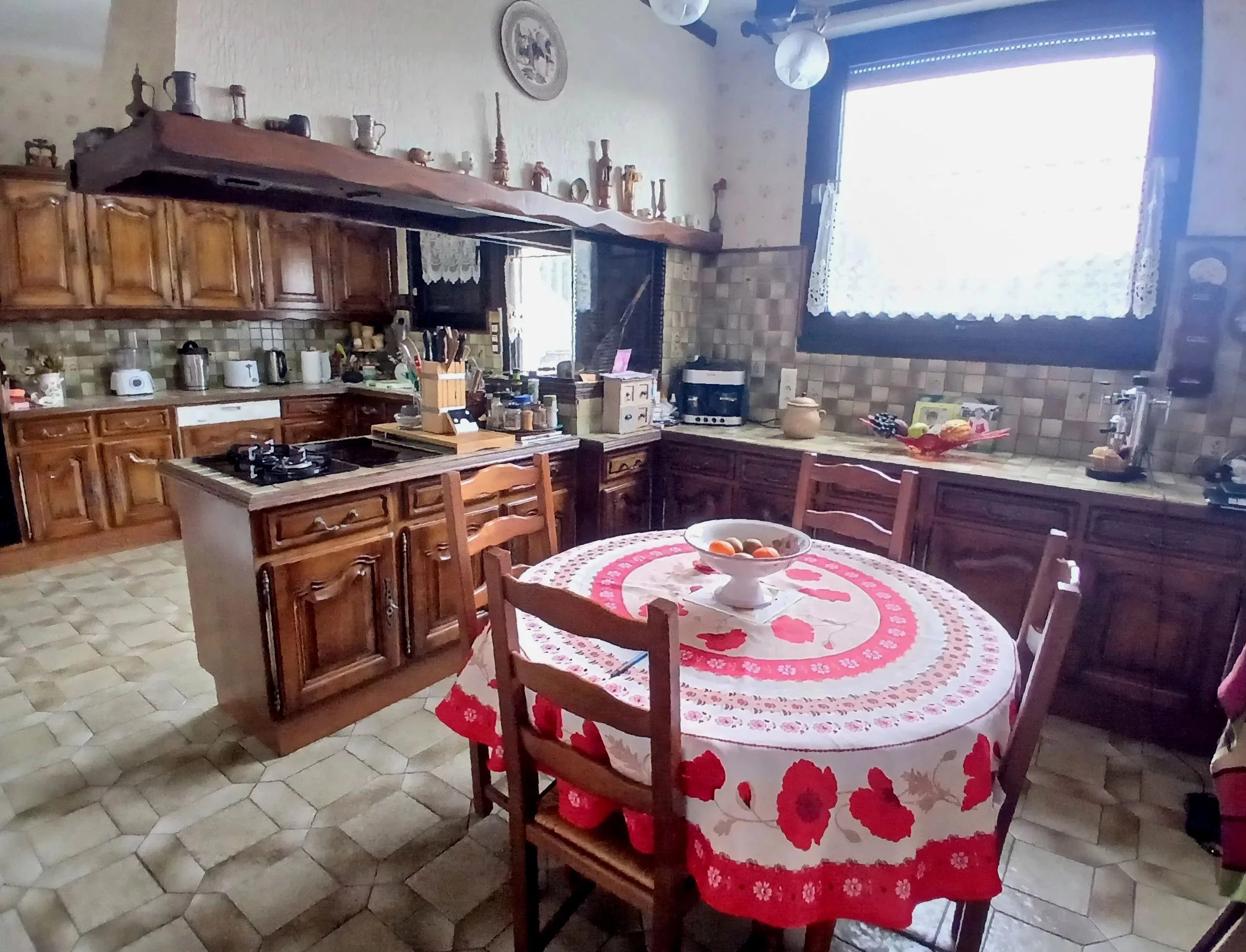 Fabulous house in the heart of Cognac, with pool and garage, Poitou-Charentes – France – BVI84094