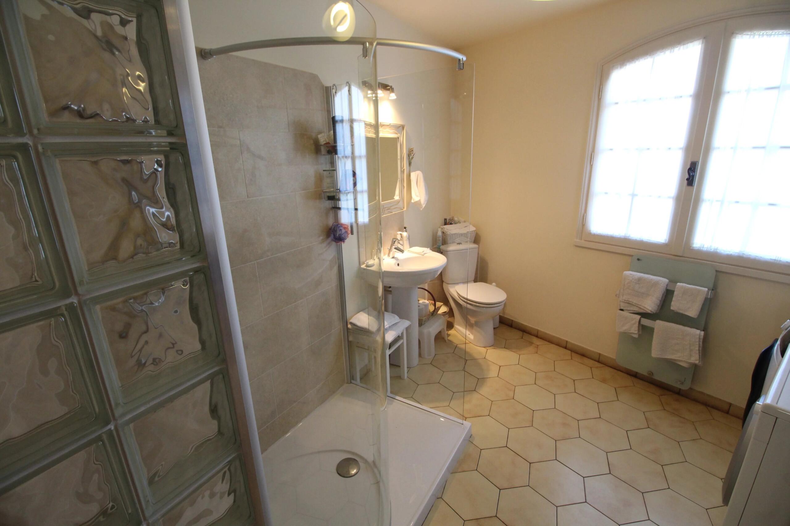 Contemporary detached house close to La Rochefoucauld, Poitou-Charentes – France – BVI84135