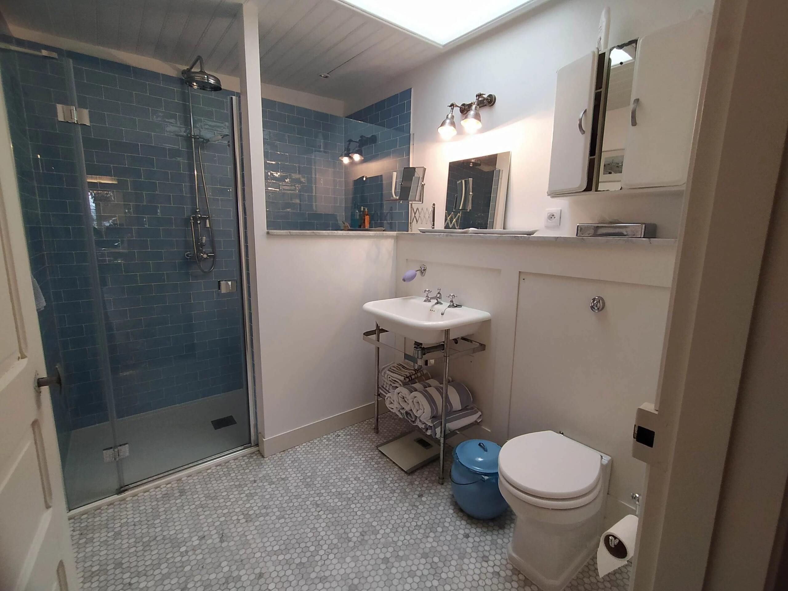 Stylish village property, Aquitaine – France – BVI84196