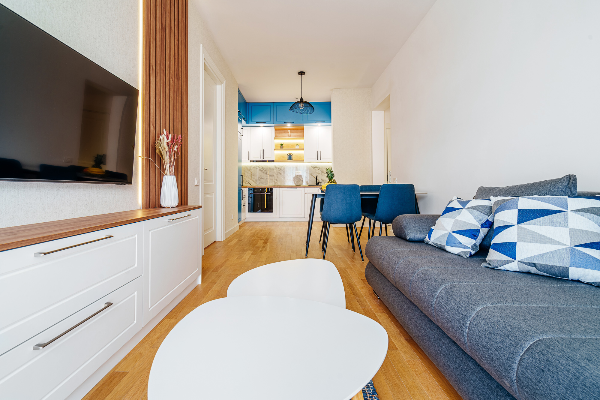 Apartment with two bedrooms and sea views in Becici