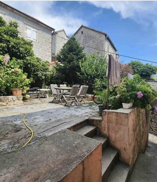 One bedroom apartment with sea view in the historical town of Perast