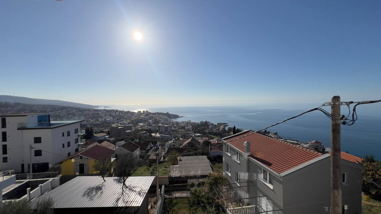 Apartments with panoramic sea views in Dobra Voda