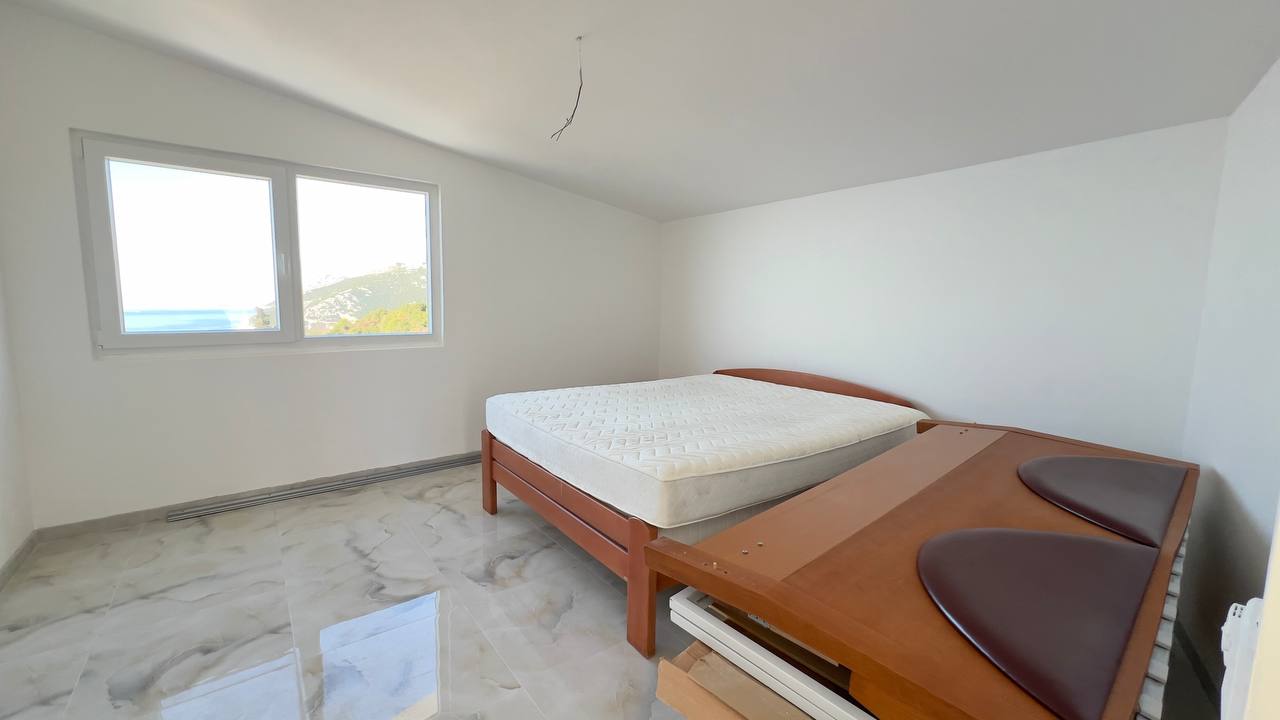 Apartments with panoramic sea views in Dobra Voda