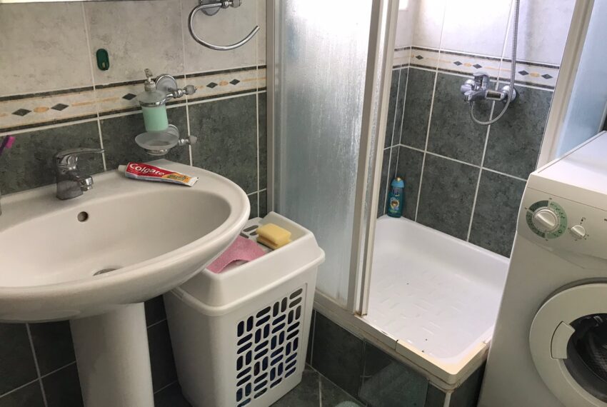 One bedroom apartment in Rafailovici near the sea