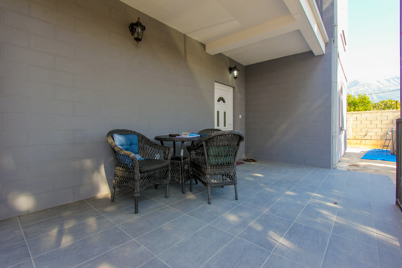 2 bedroom apartments in a charming 3-storey building in Bar