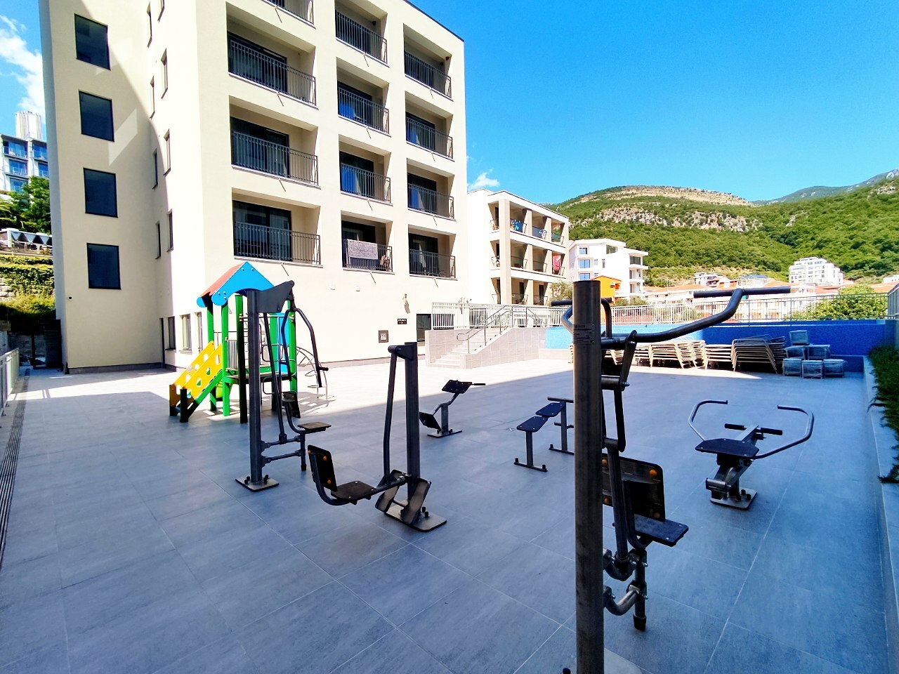 Apartments in Rafailovici for sale on the first line