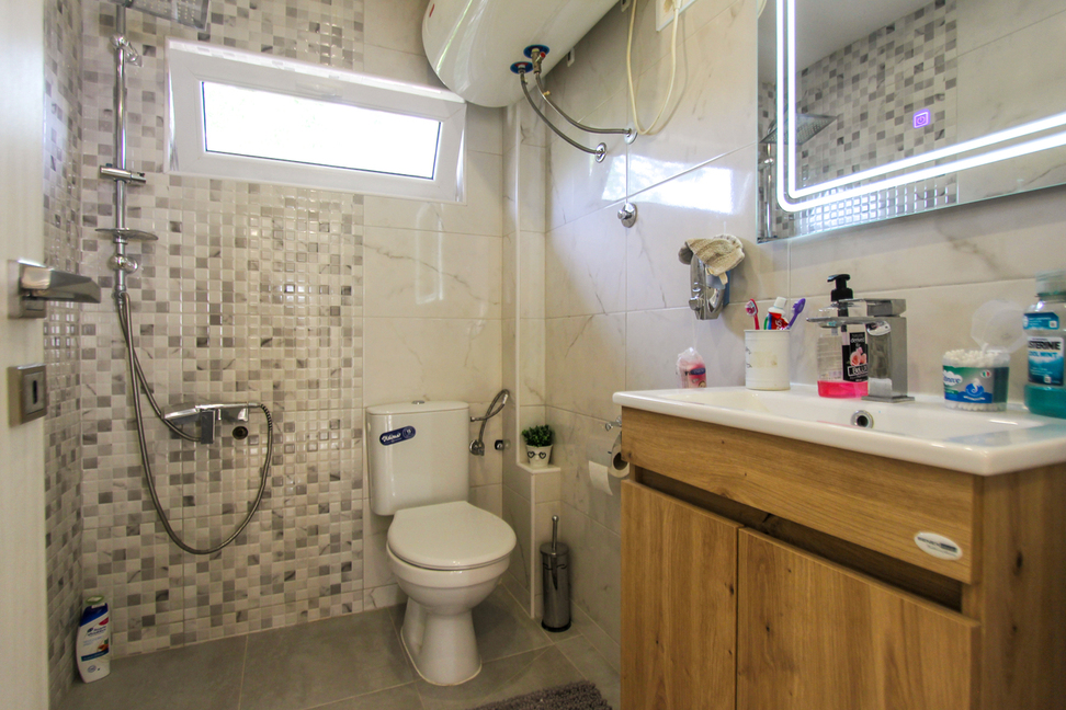 For sale two-storey house in Dobra Voda near the sea